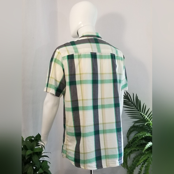 QUICKSILVER Men's Shortsleeve Shirt / XL - Picture 5 of 7